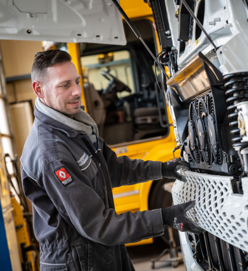 Nijwa-Groep-werken-bij-werkplaats-057-staand