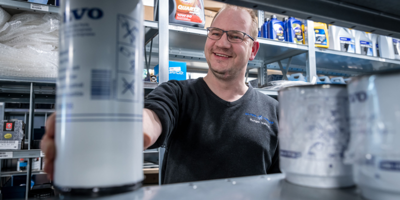 Nijwa-groep-werken-bij-magazijn-004