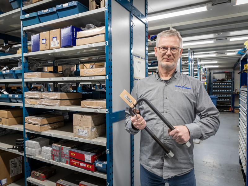 Nijwa-groep-werken-bij-magazijn-009