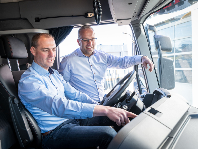 Nijwa-Groep-werken-bij-verkoop-040